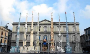 Festa dei Gigli Di Nola